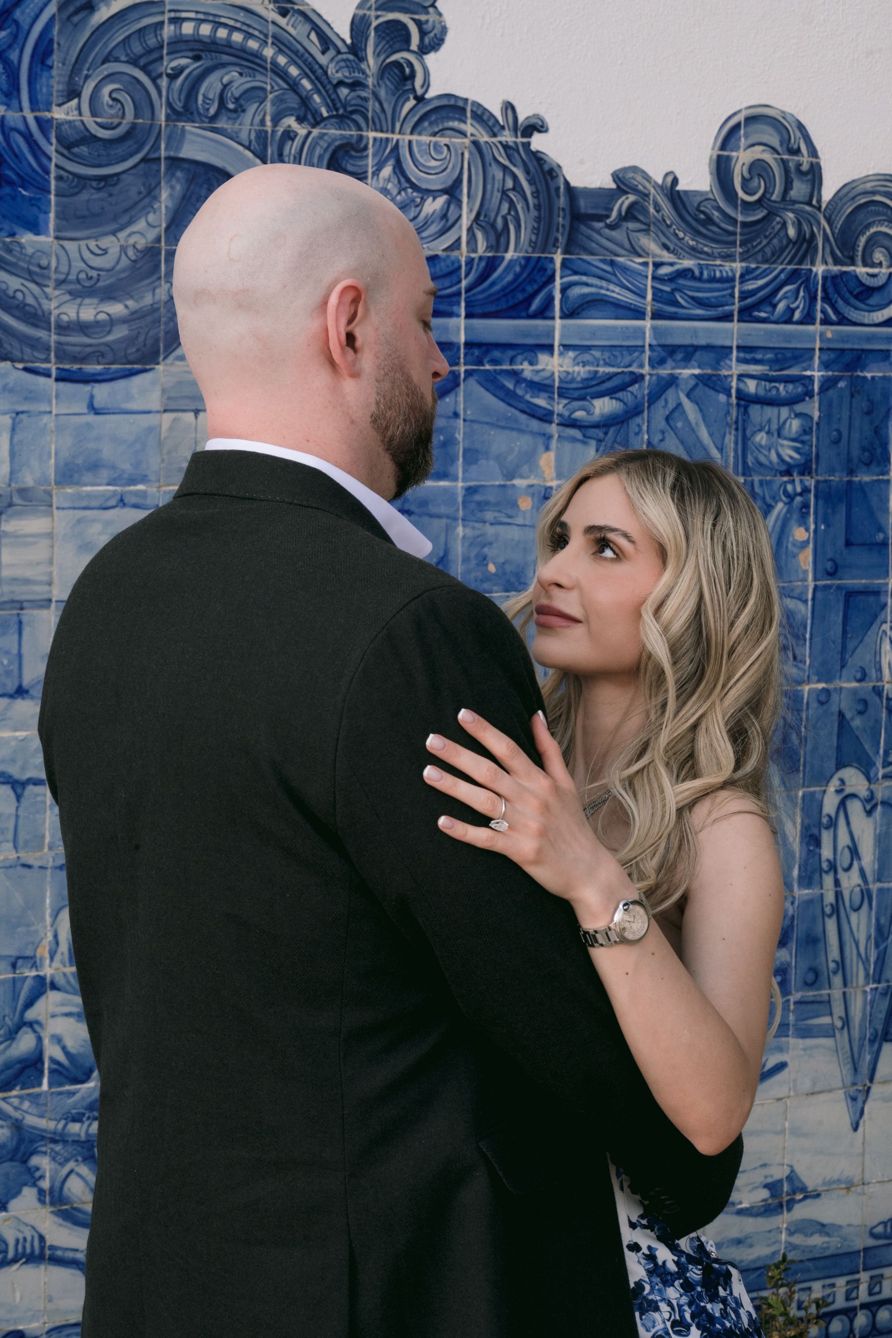 Timeless, Artistic, and Intentionally Dramatic: Andrea &amp; Jake's Wedding at Palácio Correio-Mor photo
