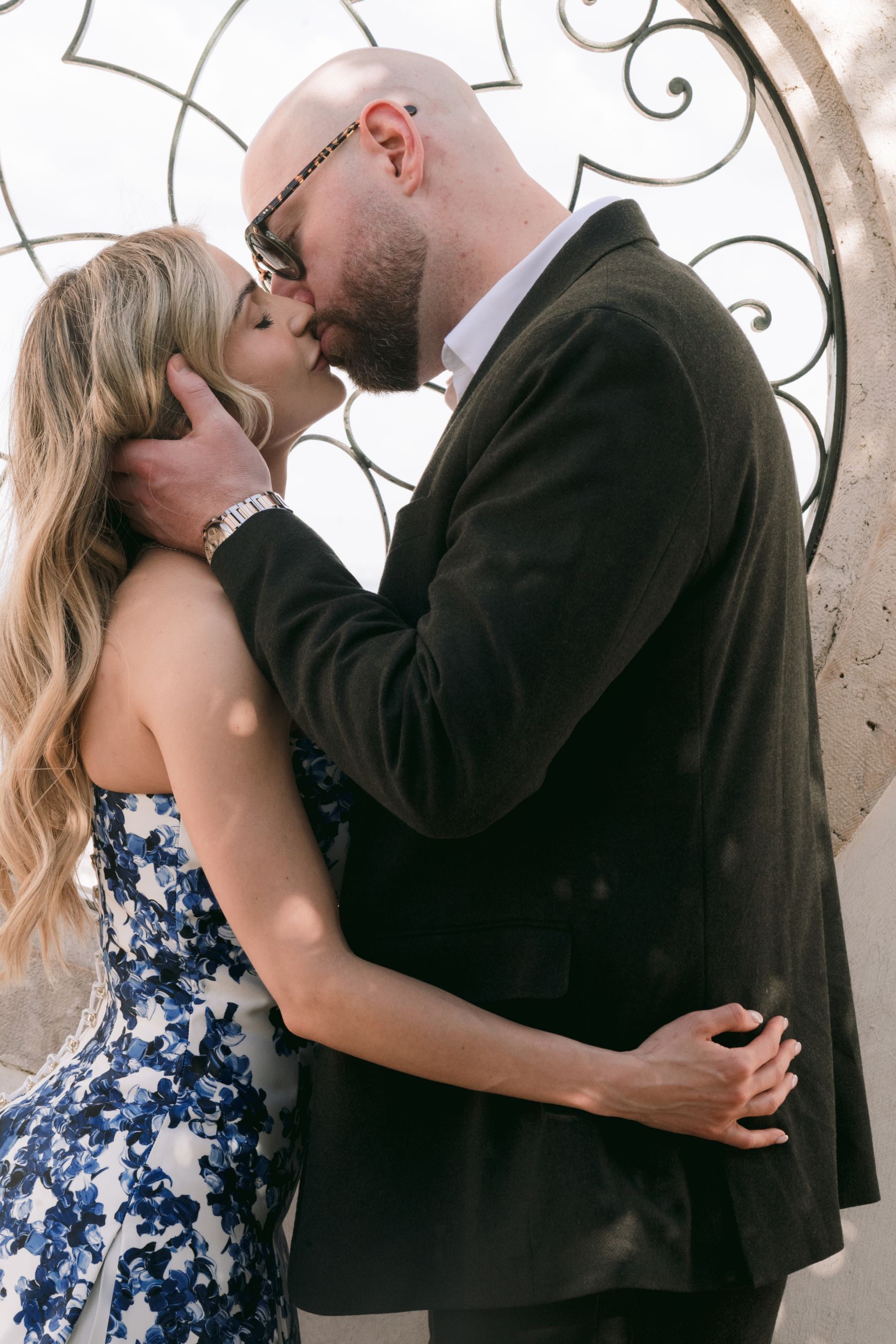 Timeless, Artistic, and Intentionally Dramatic: Andrea &amp; Jake's Wedding at Palácio Correio-Mor photo