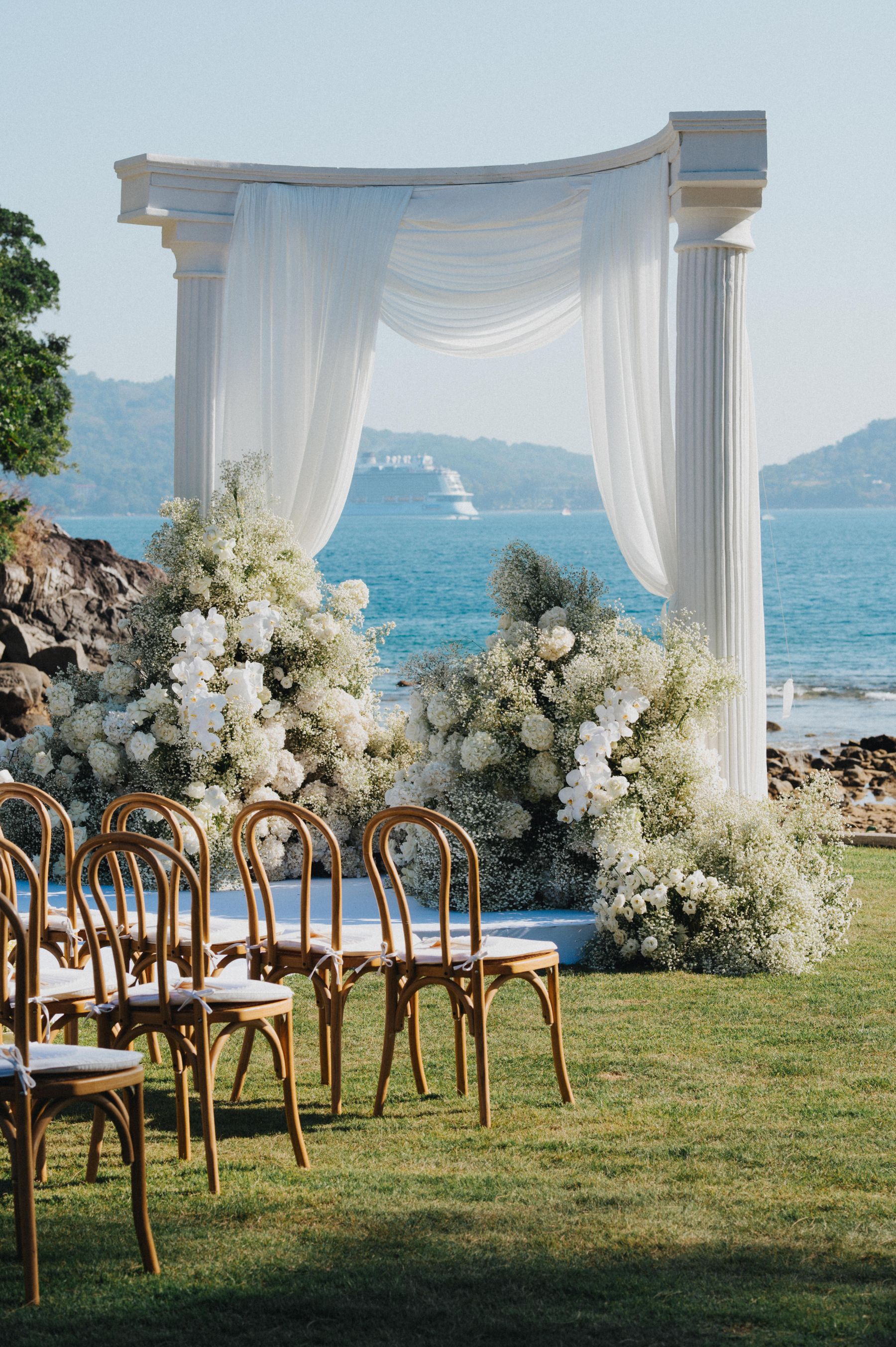 A Dog Portrait on Every Detail &amp; Beauty and the Beast on Saxophone: Gladys &amp; Donovan's Wedding at The Naka Phuket photo