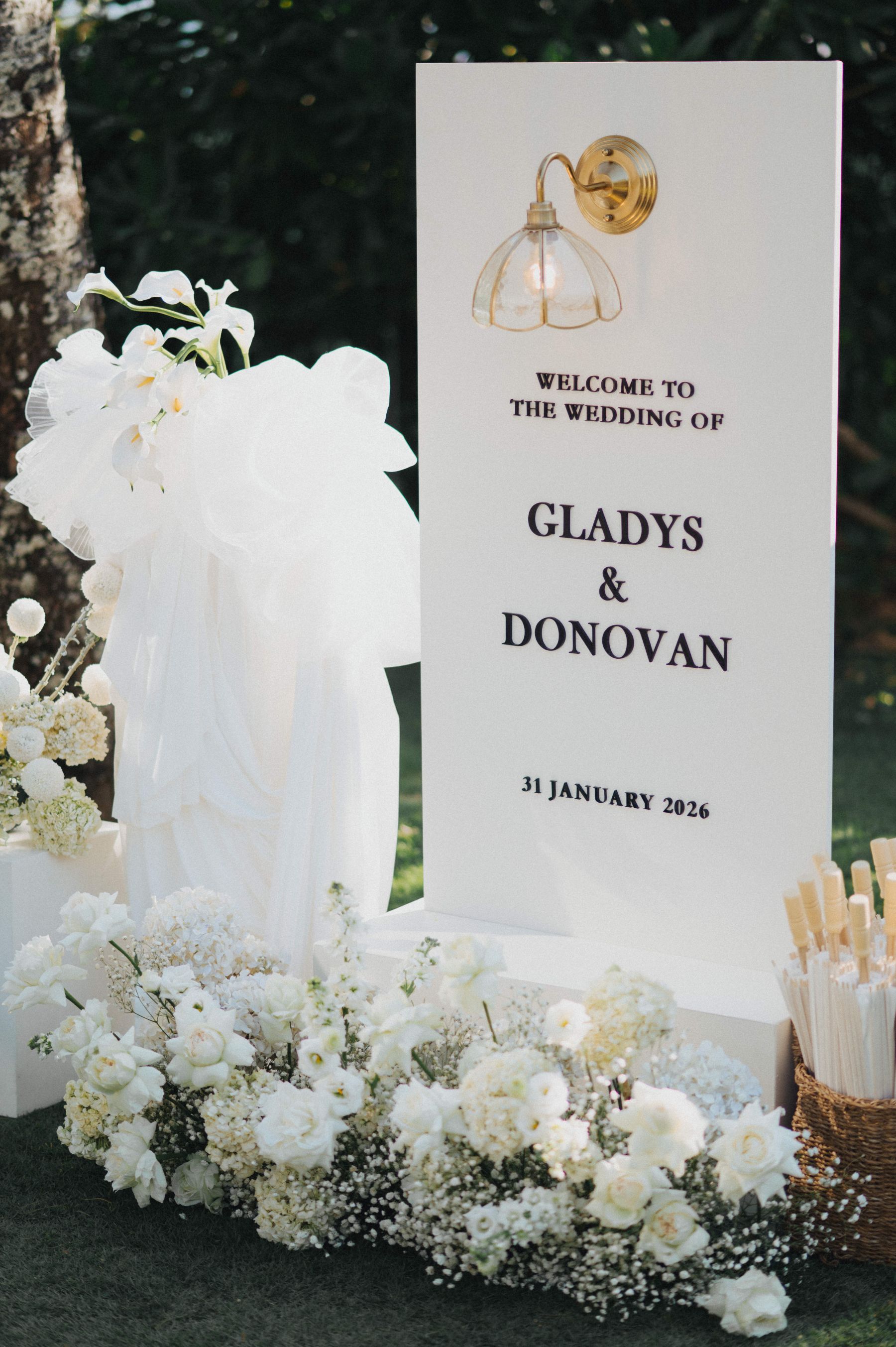 A Dog Portrait on Every Detail &amp; Beauty and the Beast on Saxophone: Gladys &amp; Donovan's Wedding at The Naka Phuket photo