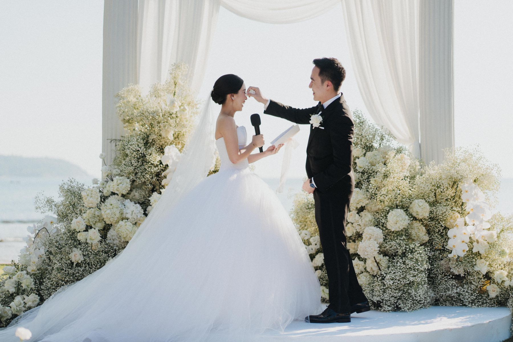 A Dog Portrait on Every Detail &amp; Beauty and the Beast on Saxophone: Gladys &amp; Donovan's Wedding at The Naka Phuket photo