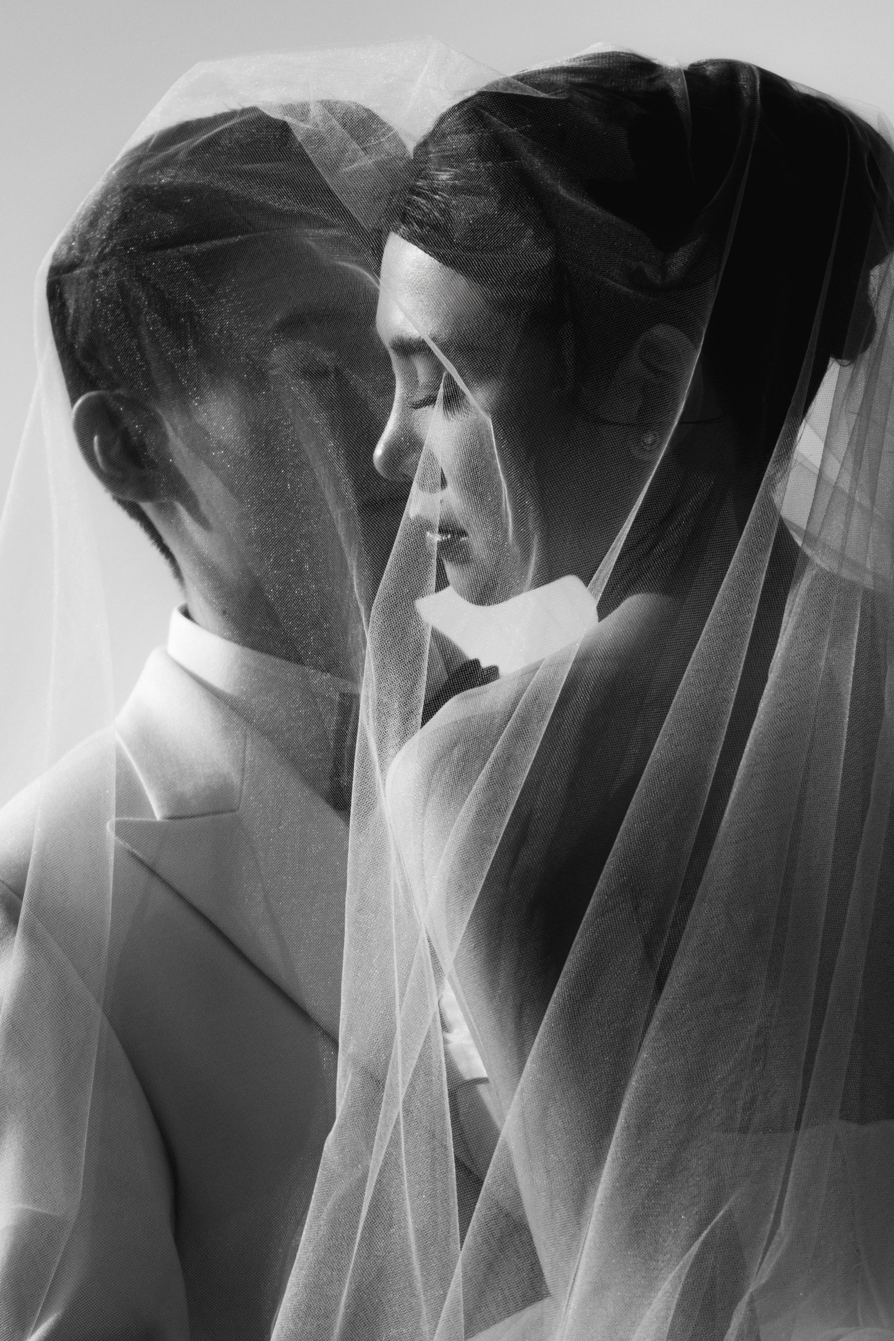 A Mirrored Aisle and a Bali Sky: Nouva &amp; Hary's Wedding at Six Senses Uluwatu photo