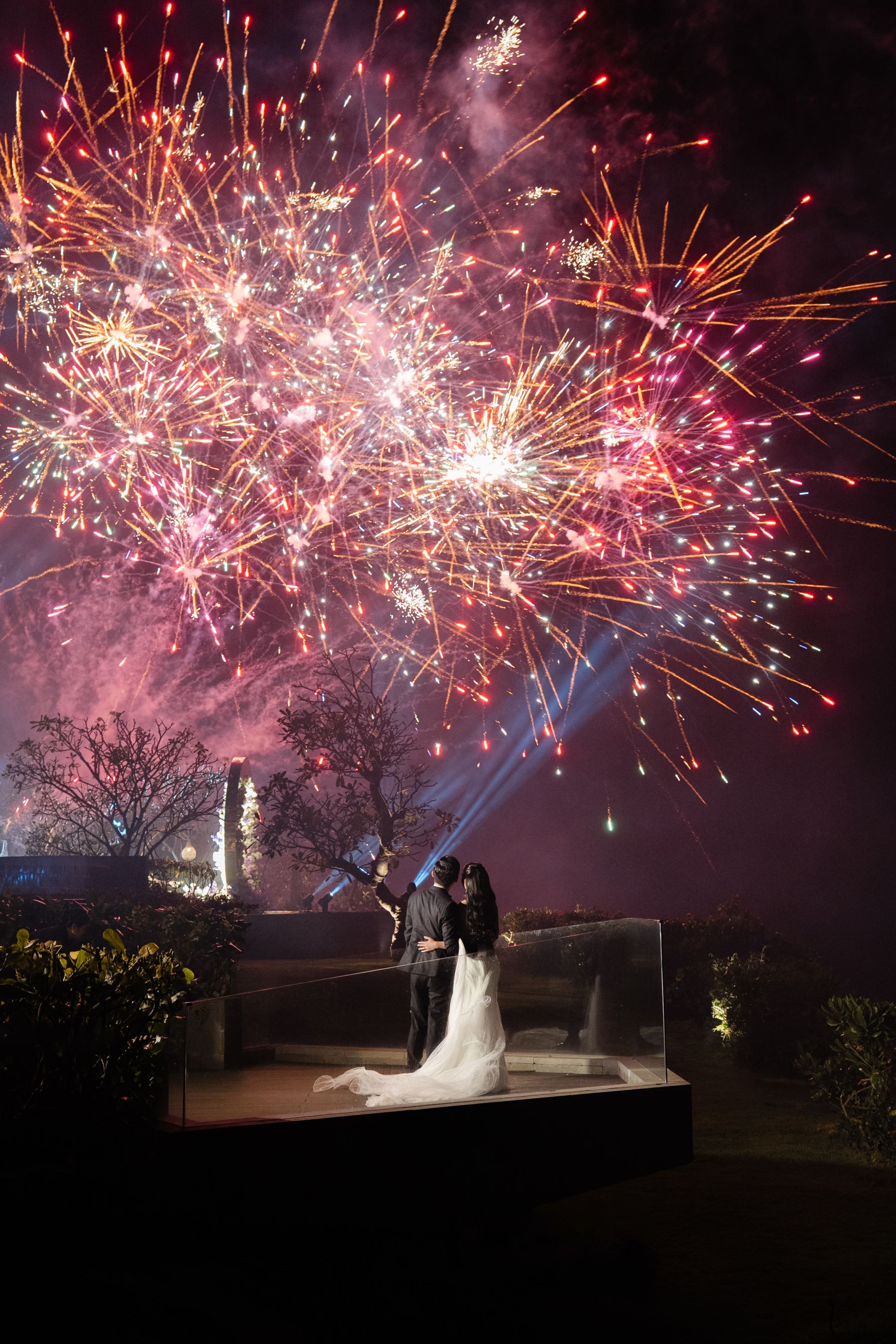 A Mirrored Aisle and a Bali Sky: Nouva &amp; Hary's Wedding at Six Senses Uluwatu photo