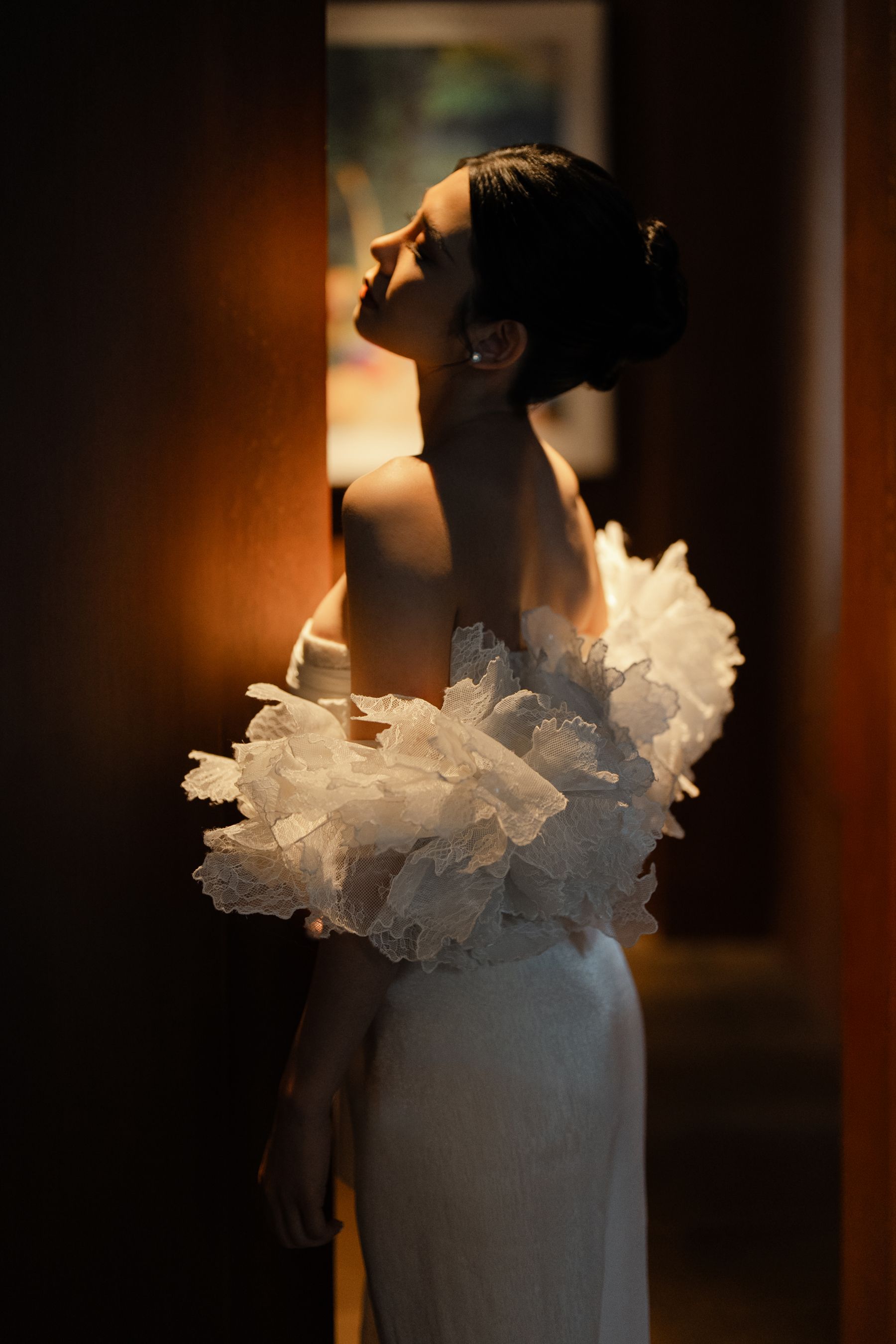 A Mirrored Aisle and a Bali Sky: Nouva &amp; Hary's Wedding at Six Senses Uluwatu photo