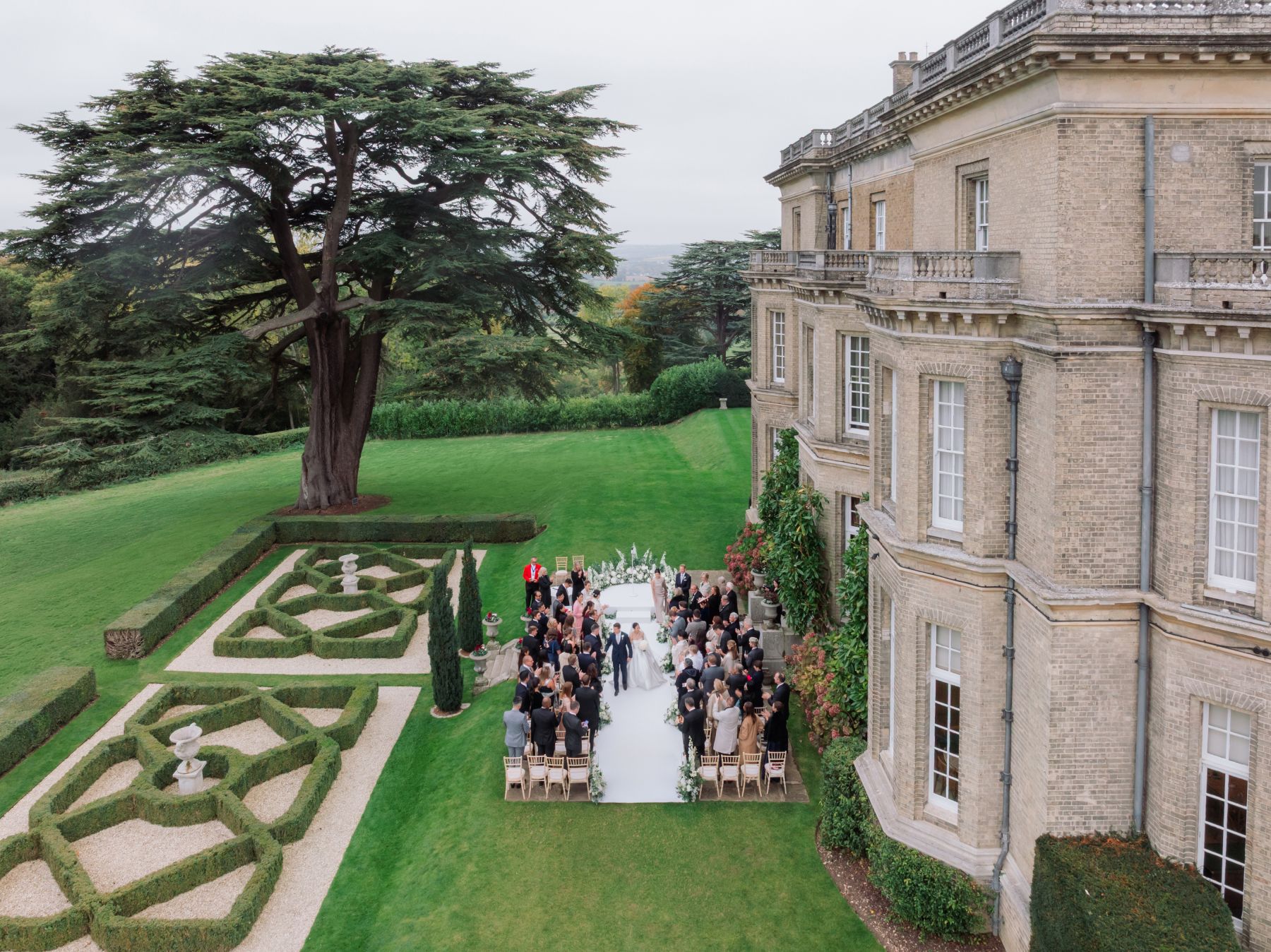 From Burma to the UK With Love: May &amp; Eddy's Rare Mogok Ruby Wedding at Hedsor House photo