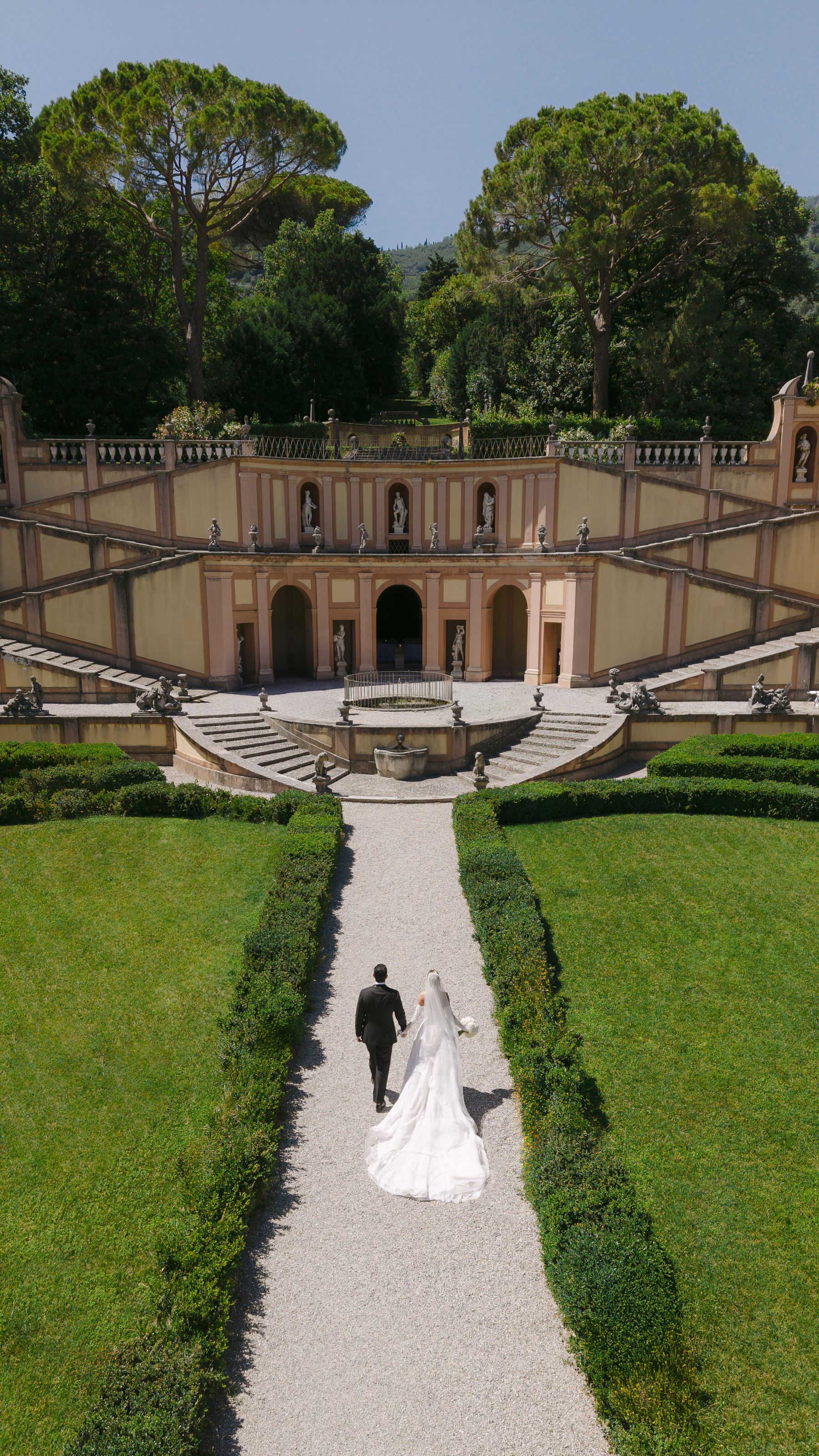 Timeless Italian Elegance on Lake Garda: Kendall &amp; Jeff’s Wedding at Villa Bettoni photo
