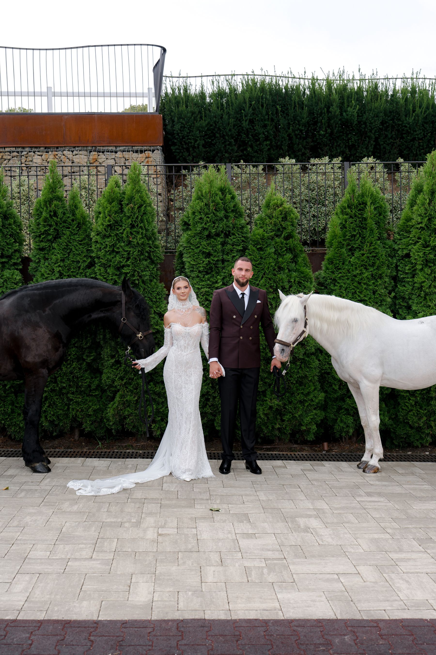 Black Details, Two Horses, and a Bride Who Planned It All Herself: Andreea &amp; Bela's Wedding at Issa Resort photo