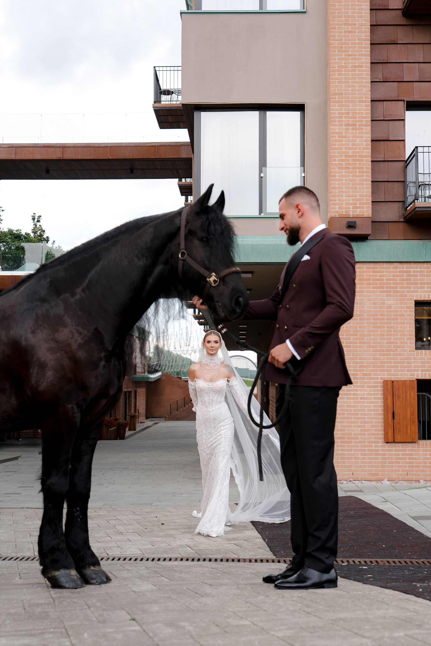 Black Details, Two Horses, and a Bride Who Planned It All Herself: Andreea &amp; Bela's Wedding at Issa Resort photo