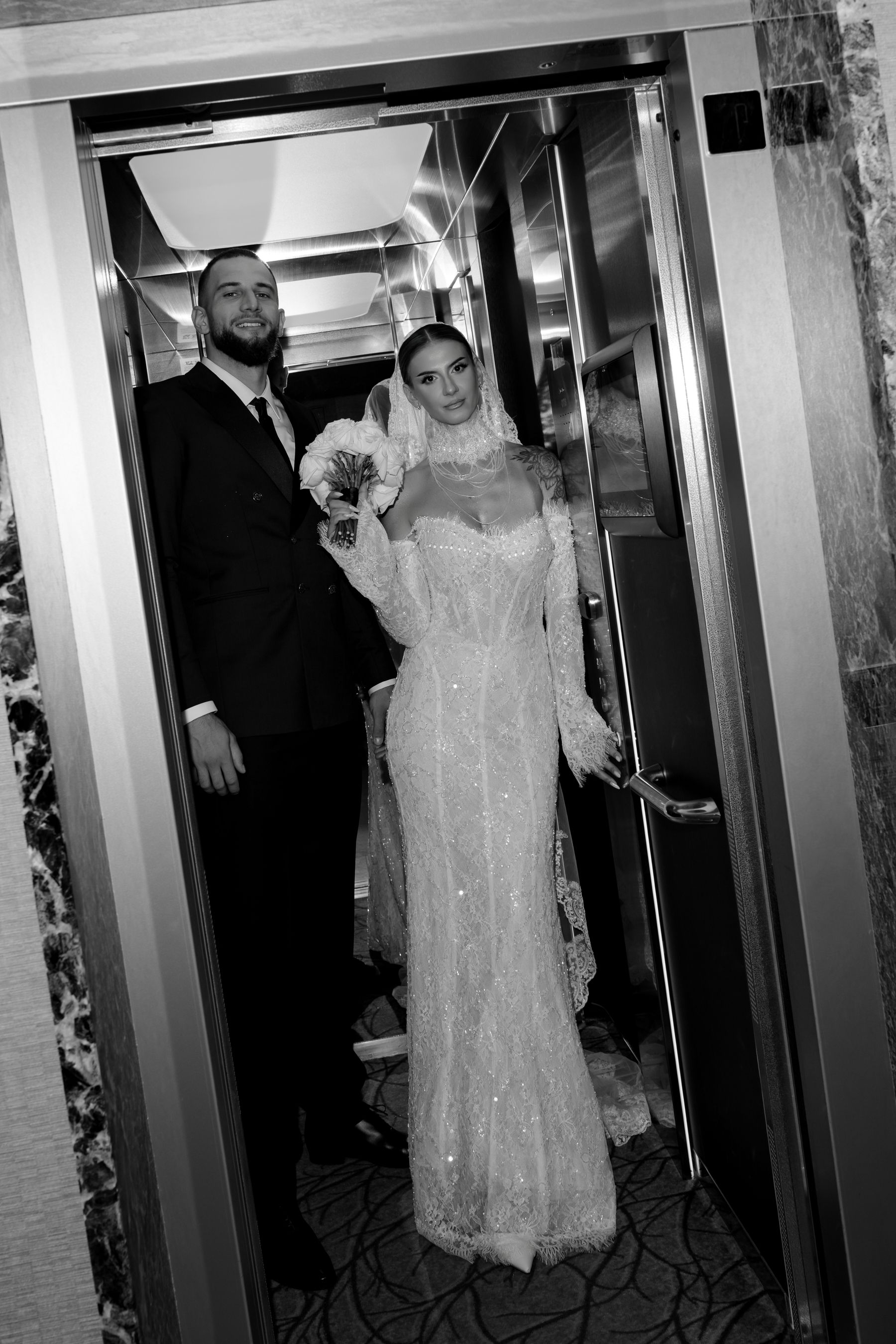 Black Details, Two Horses, and a Bride Who Planned It All Herself: Andreea &amp; Bela's Wedding at Issa Resort photo