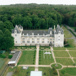Château de Jalesnes Venue | About