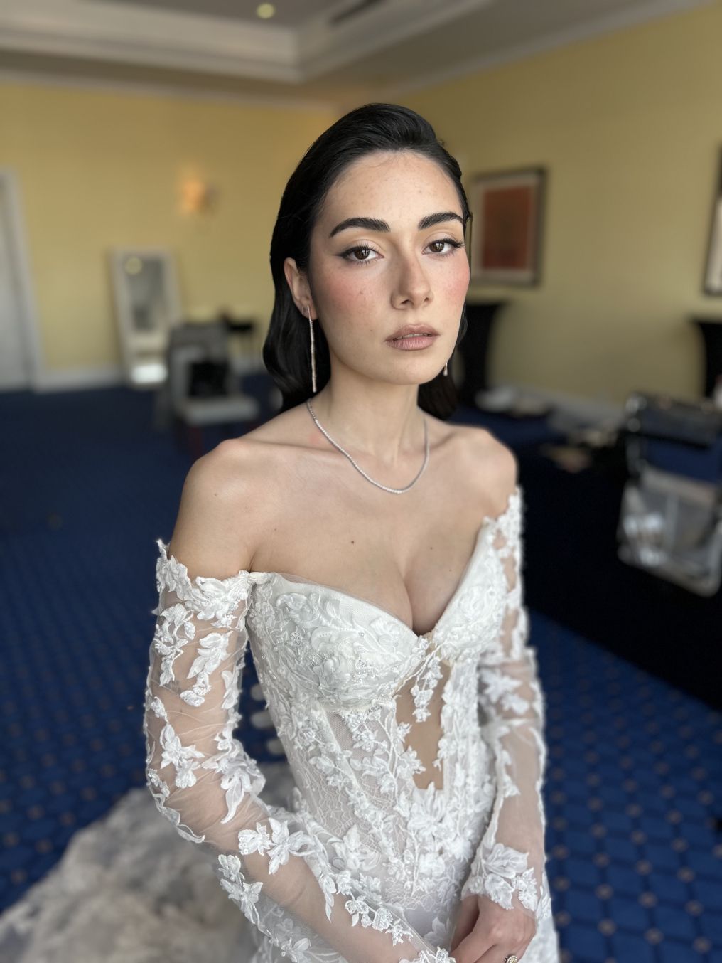 Alexandra Castro Makeup Artist photo