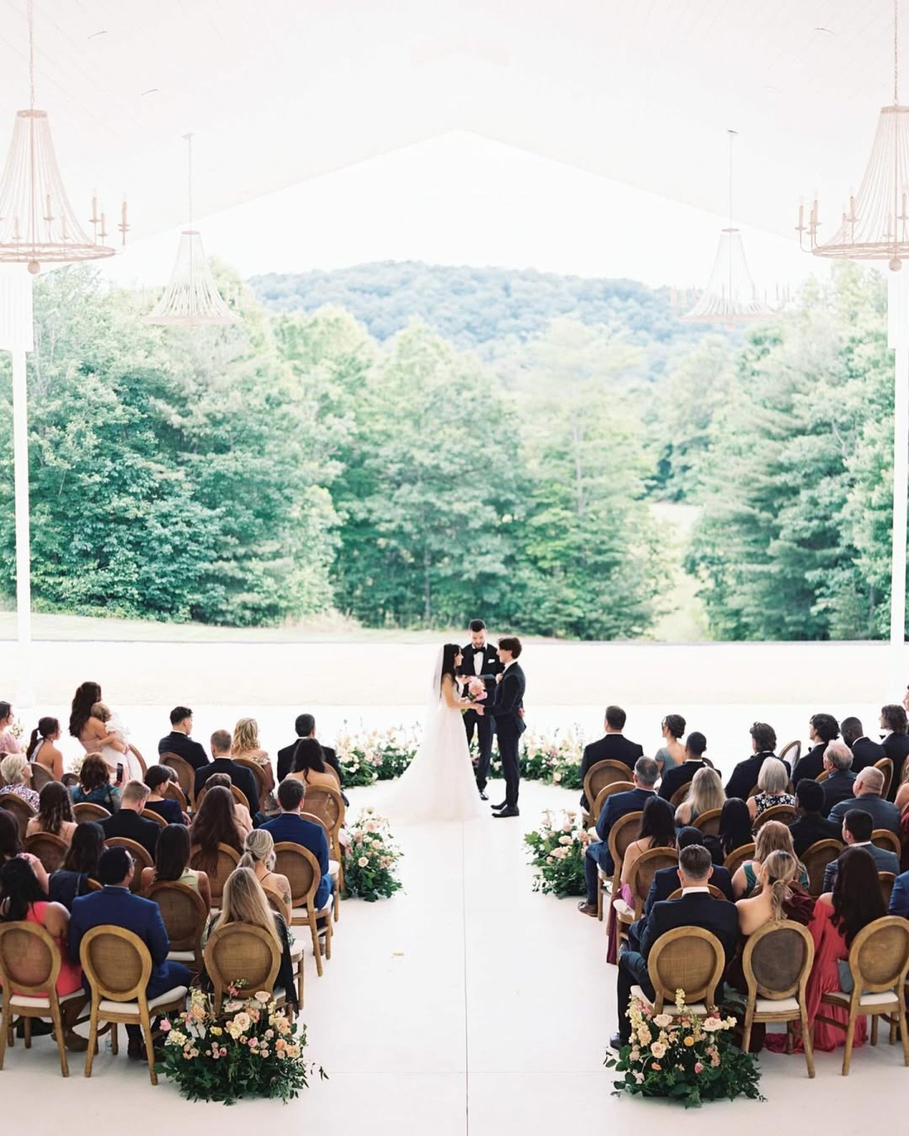 The Ivy Rose Barn Wedding Venue in Charlottesville ️ Portfolio The Ivy Rose Barn Wedding Venue in Charlottesville ️ Portfolio