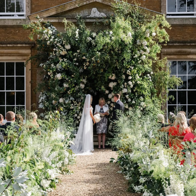 Studio White Planner