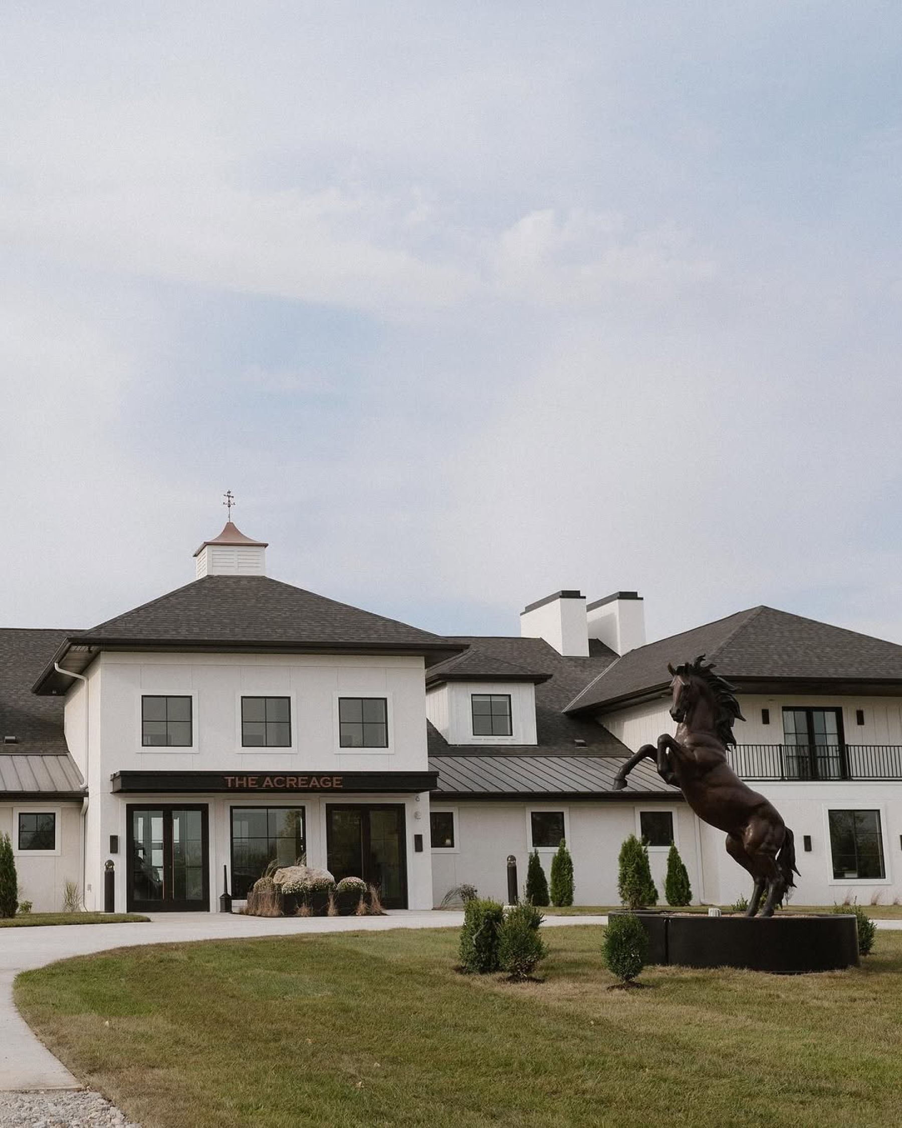 The Acreage Wedding Venue in Omaha ️ Portfolio