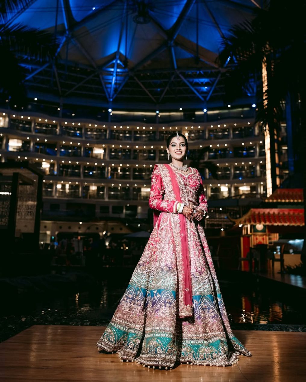 Hotel Sahara Star