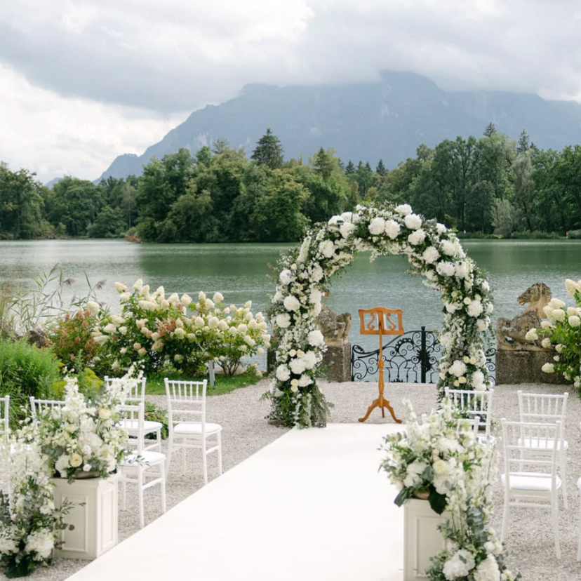 Daniela Kainz Weddings and Events  Planner