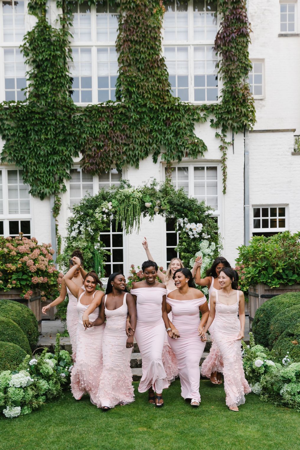 Lesya Oskirko Photographer photo