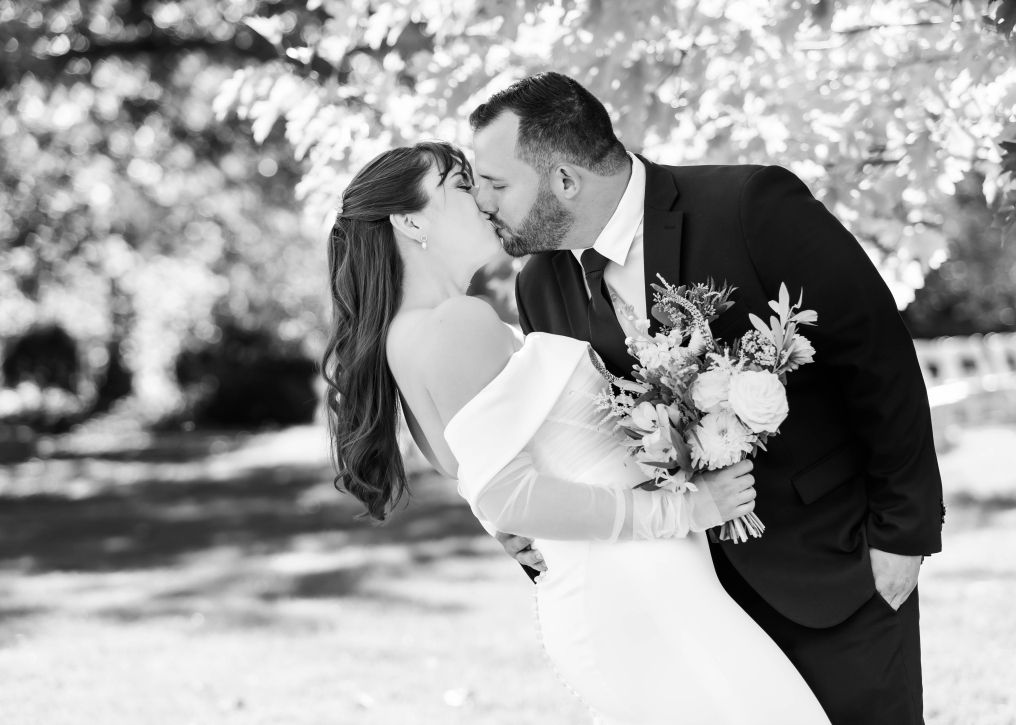 Love & Lovely Photographer photo