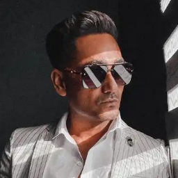 Sunny Dhiman Photographer