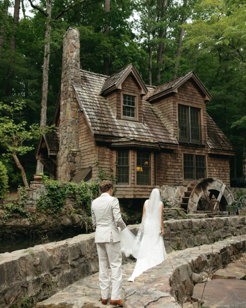 Swann Lake Stables Venues