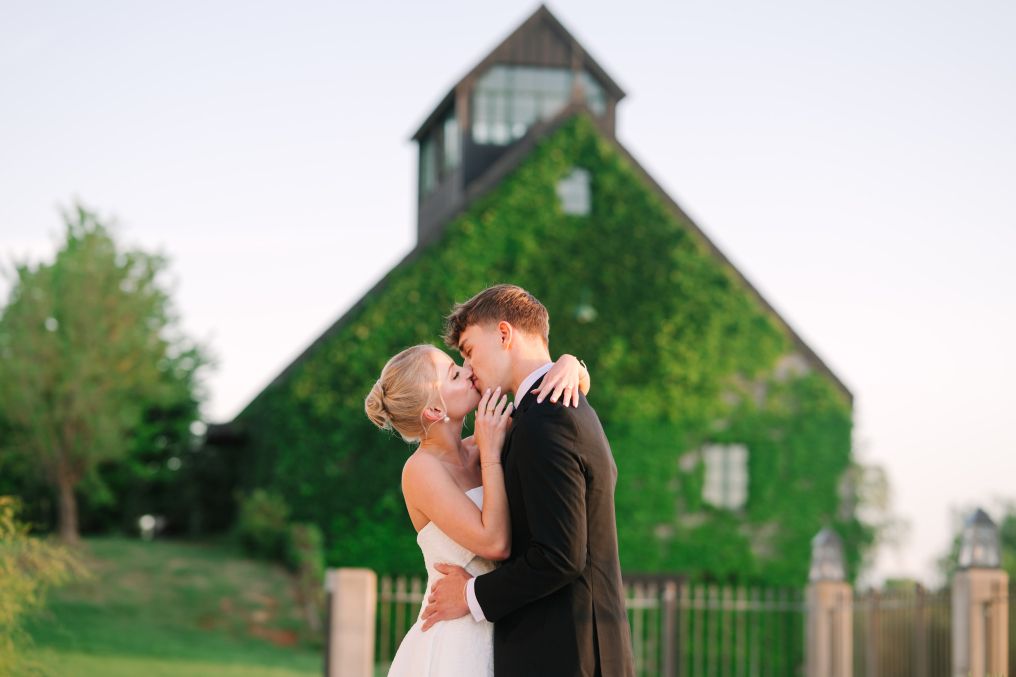 Alexis Radun Photography | Oklahoma Weddings