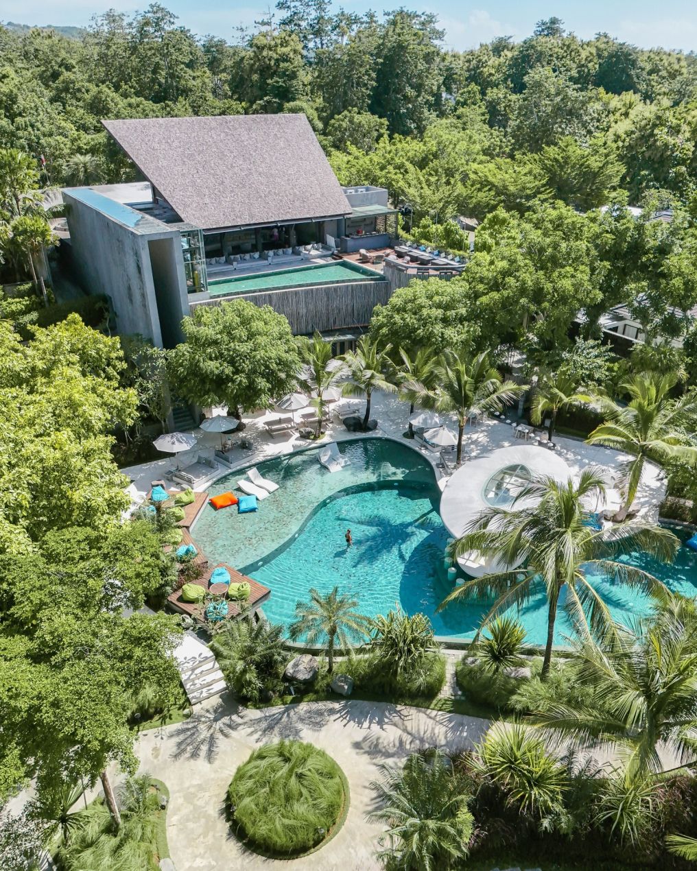 Cross Bali Breakers Resort