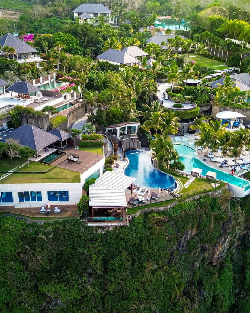 The edge Luxury Villa Resort Venues