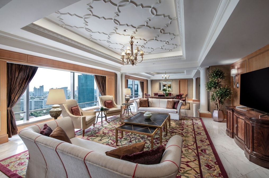 The Ritz-Carlton Jakarta, Mega Kuningan