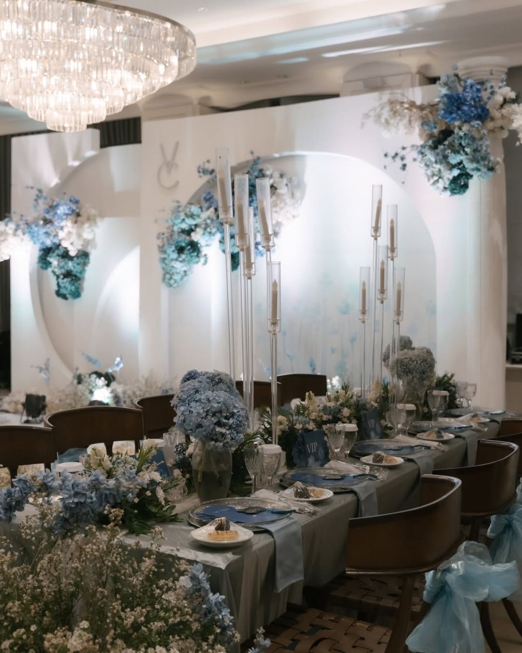 Whiz Luxe Hotel Spazio Surabaya