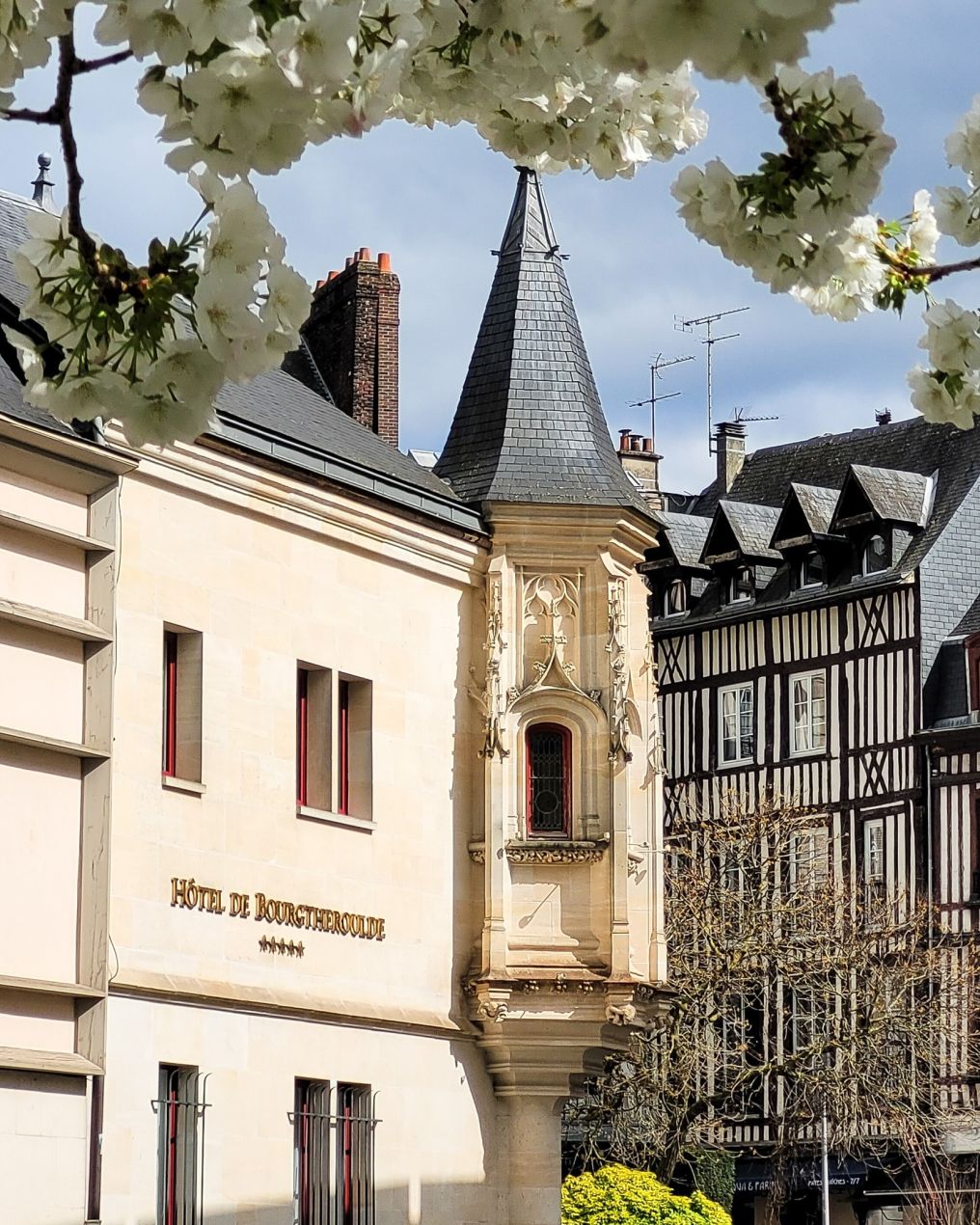 Hotel de Bourgtheroulde Venue Hotel de Bourgtheroulde Venue photo