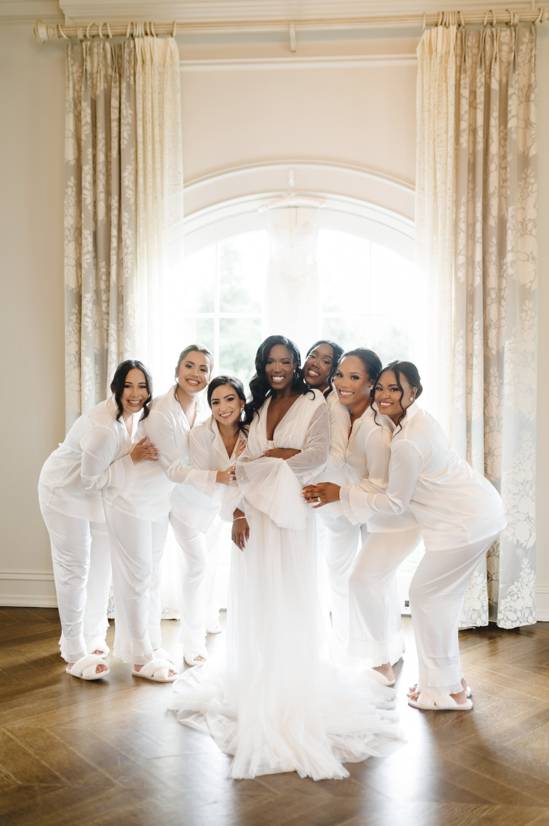 Opeyemi &amp; Daniel’s Modern Wedding at the Park Chateau photo