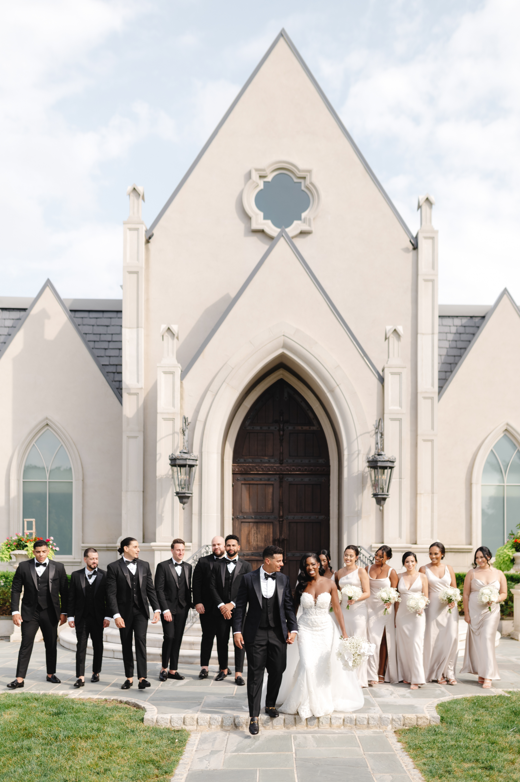 Opeyemi &amp; Daniel’s Modern Wedding at the Park Chateau photo