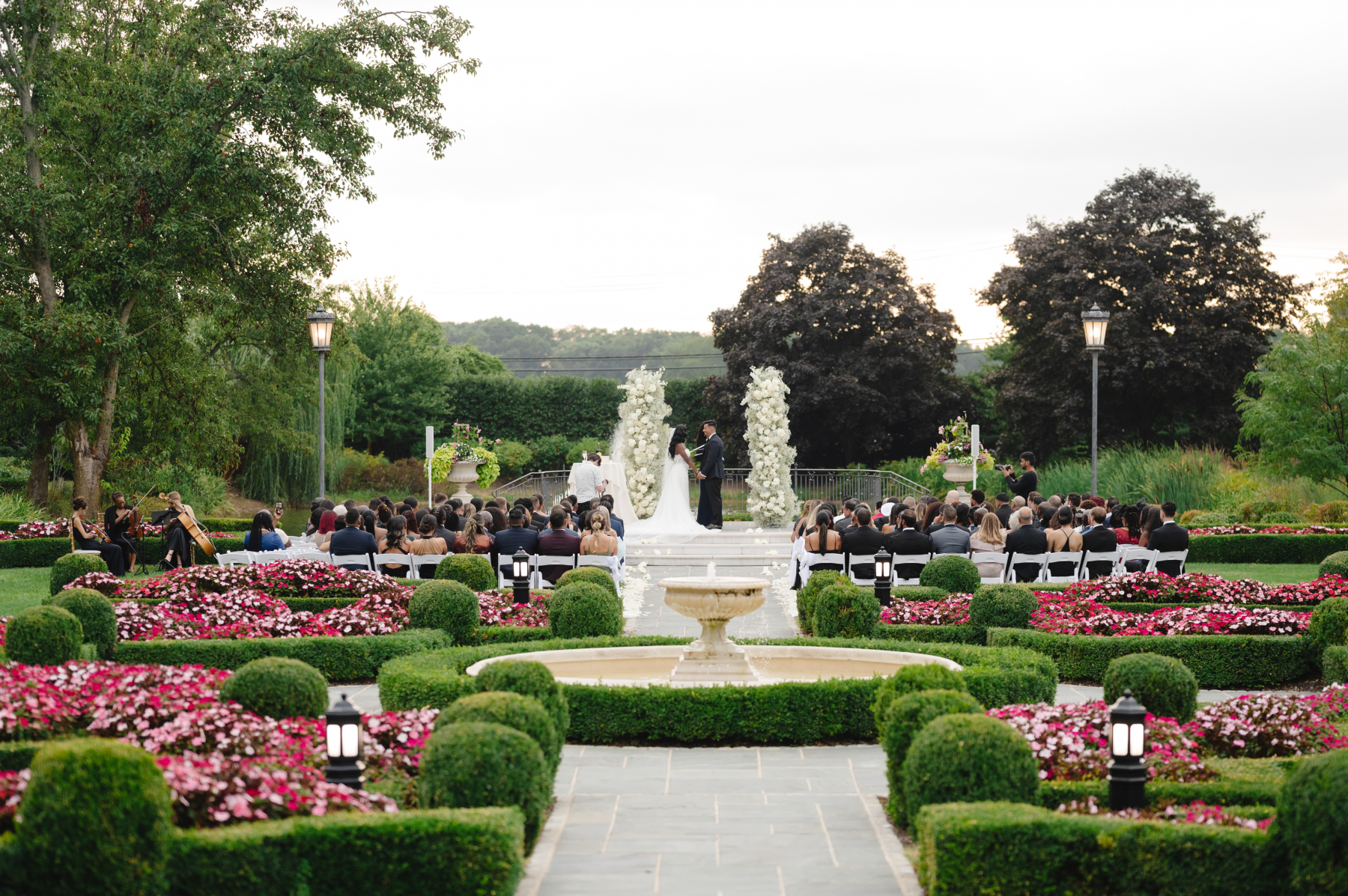 Opeyemi &amp; Daniel’s Modern Wedding at the Park Chateau photo