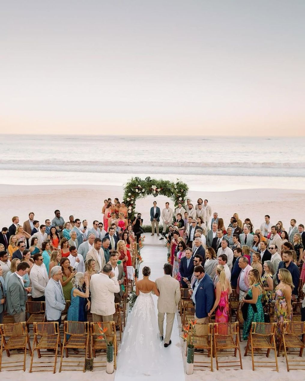 Chic Bahamas Weddings