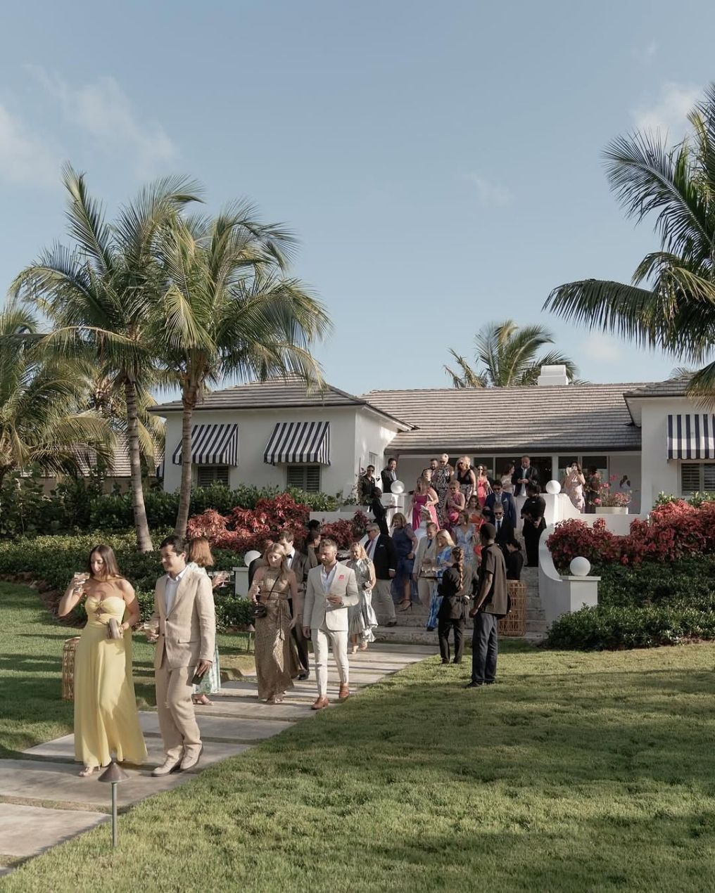 Chic Bahamas Weddings
