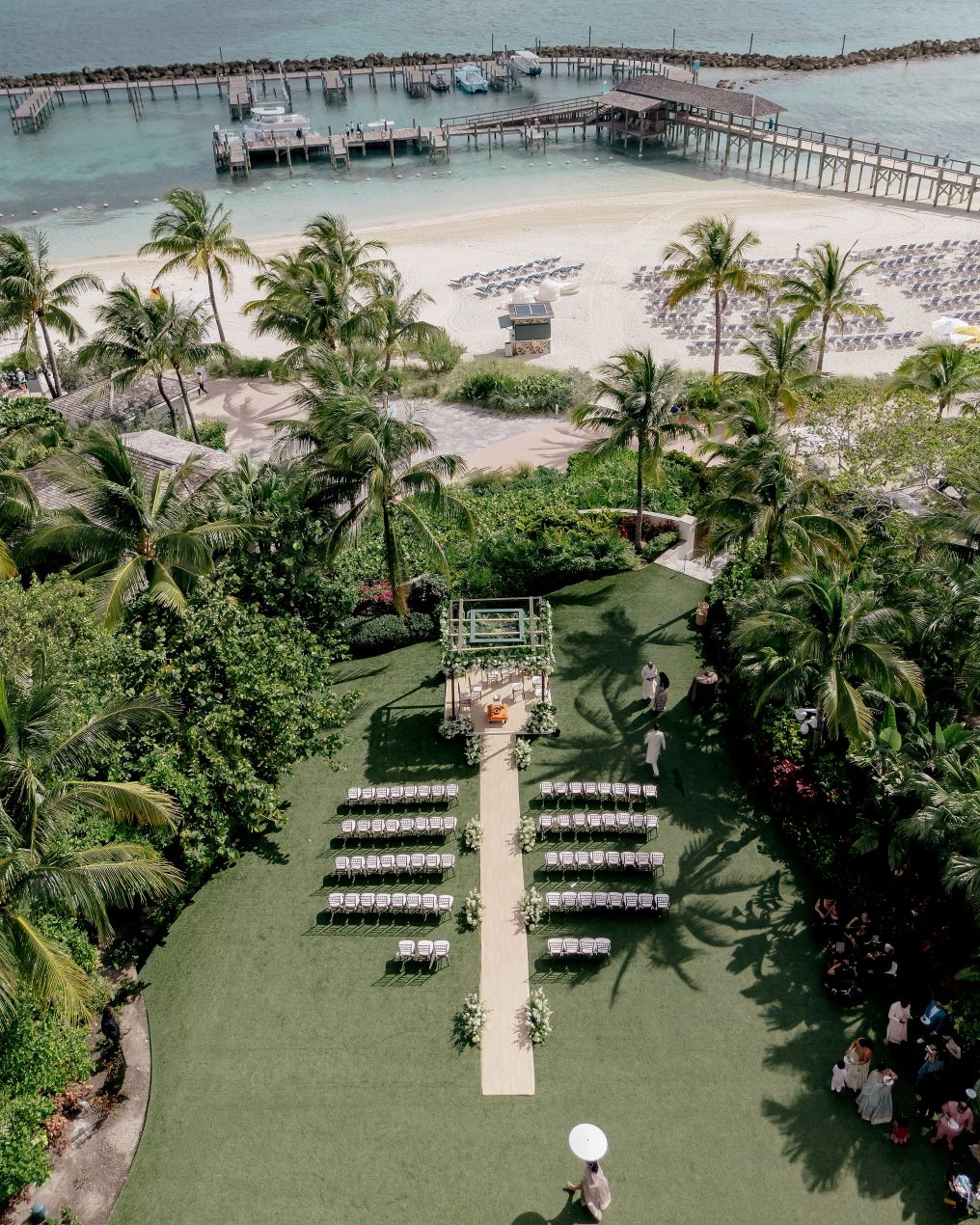 Chic Bahamas Weddings