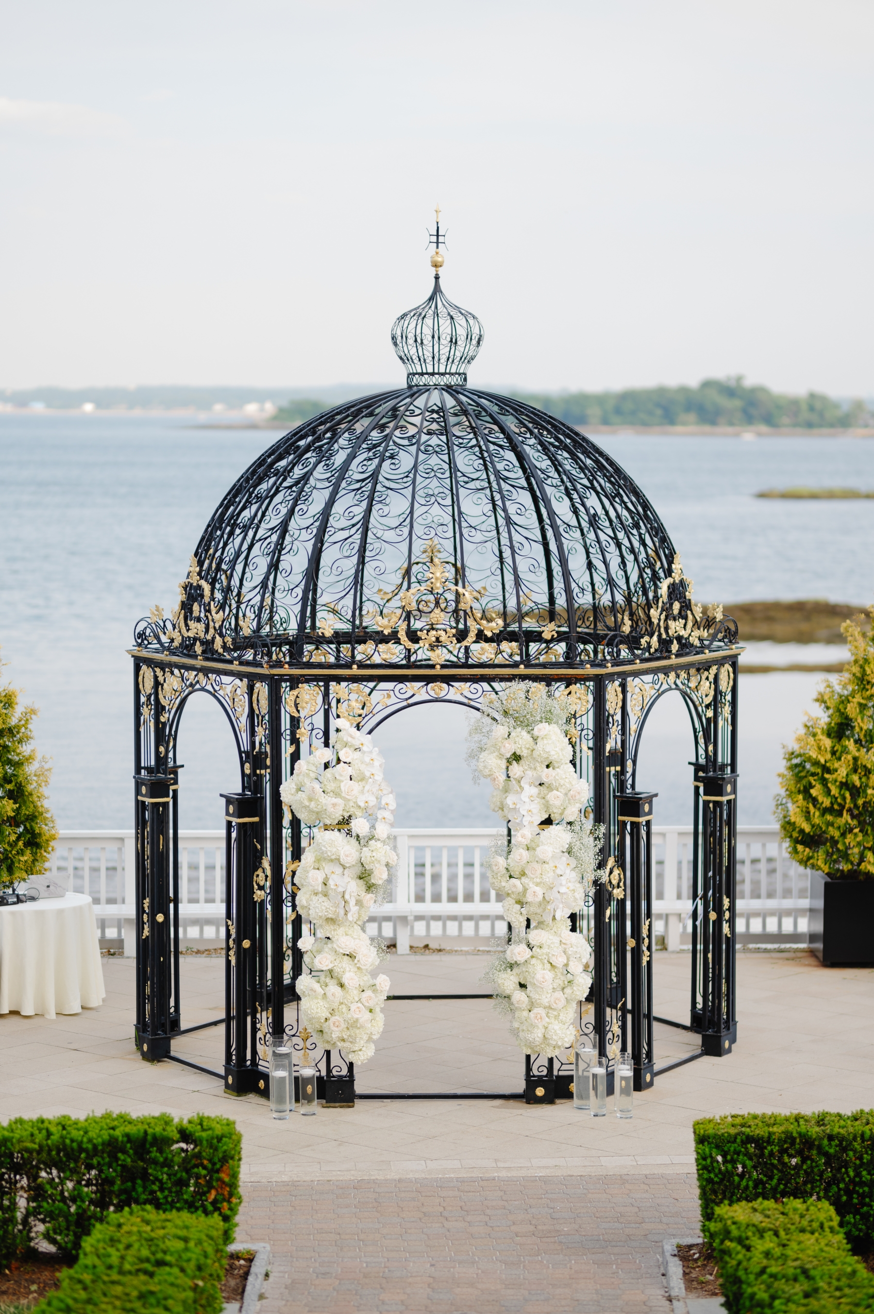 Oleg and Julia's Luxury Wedding at the Surf Club On The Sound photo