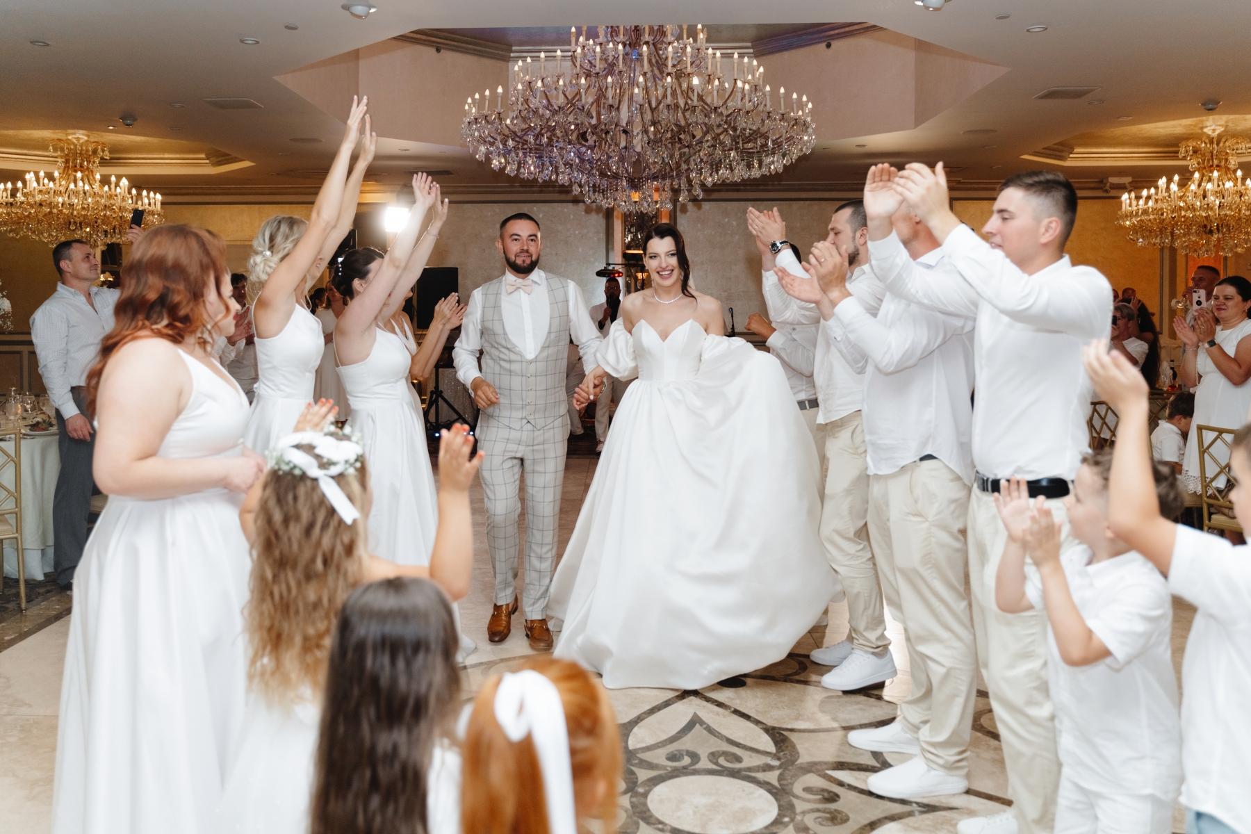 Oleg and Julia's Luxury Wedding at the Surf Club On The Sound photo