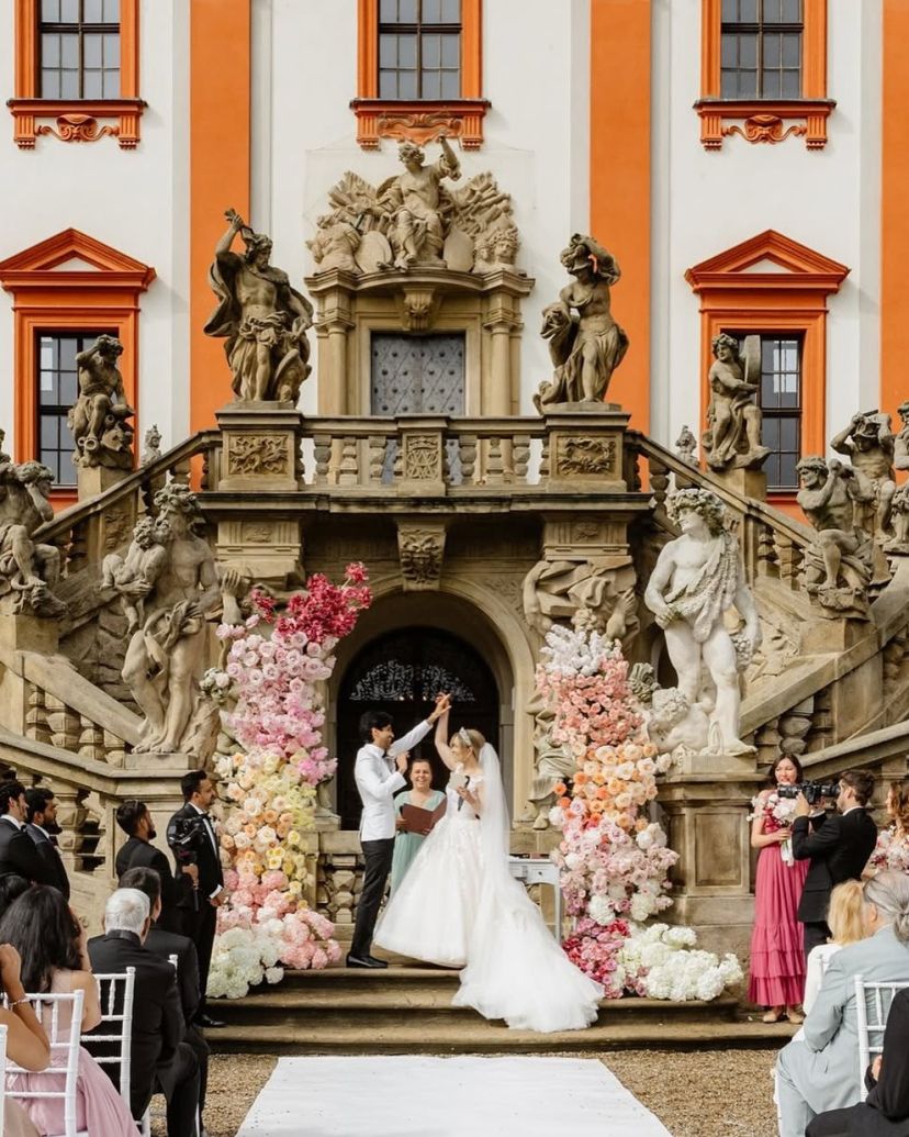 Boutique Weddings Prague Planner