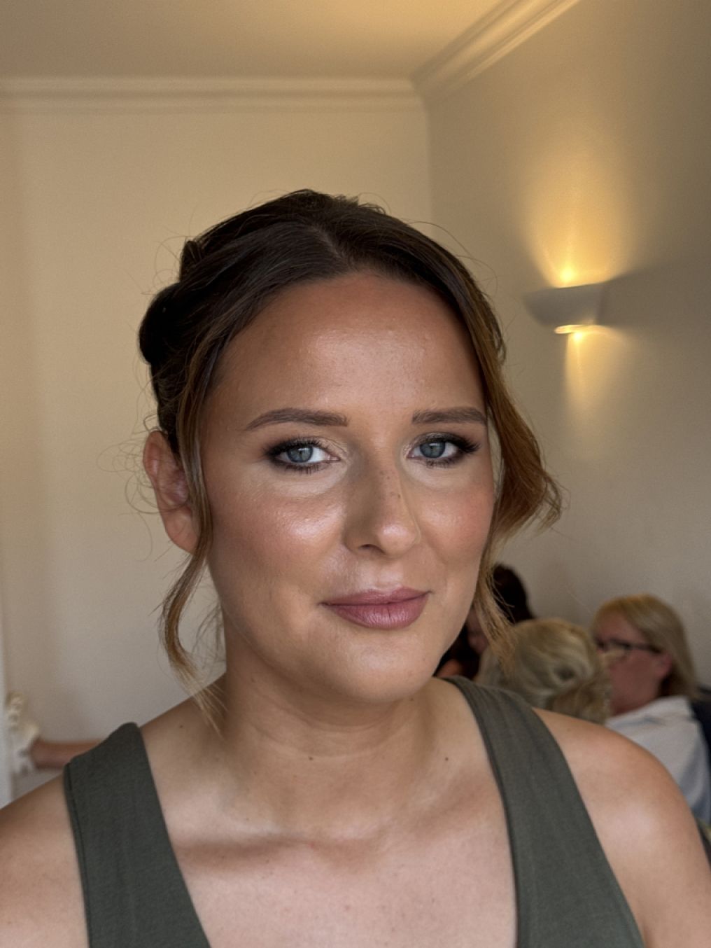Barbara Santos Bridal Makeup Artist photo