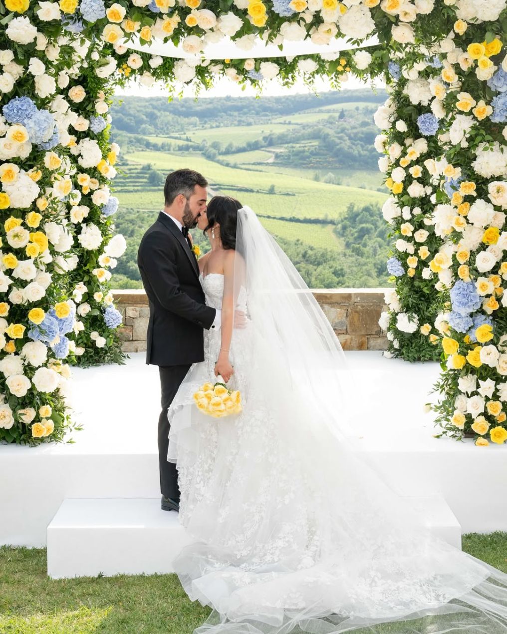 Alessia B Weddings Planner photo