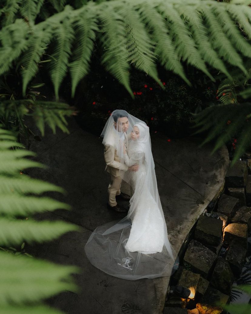 Monday Studio Photographer