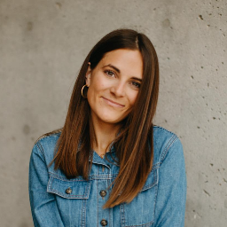 Liv + Remember Photographer | About