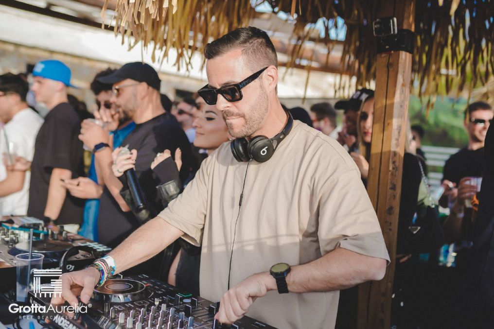 Andrea Vianelli DJ photo