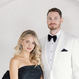 Pineapple Videographer