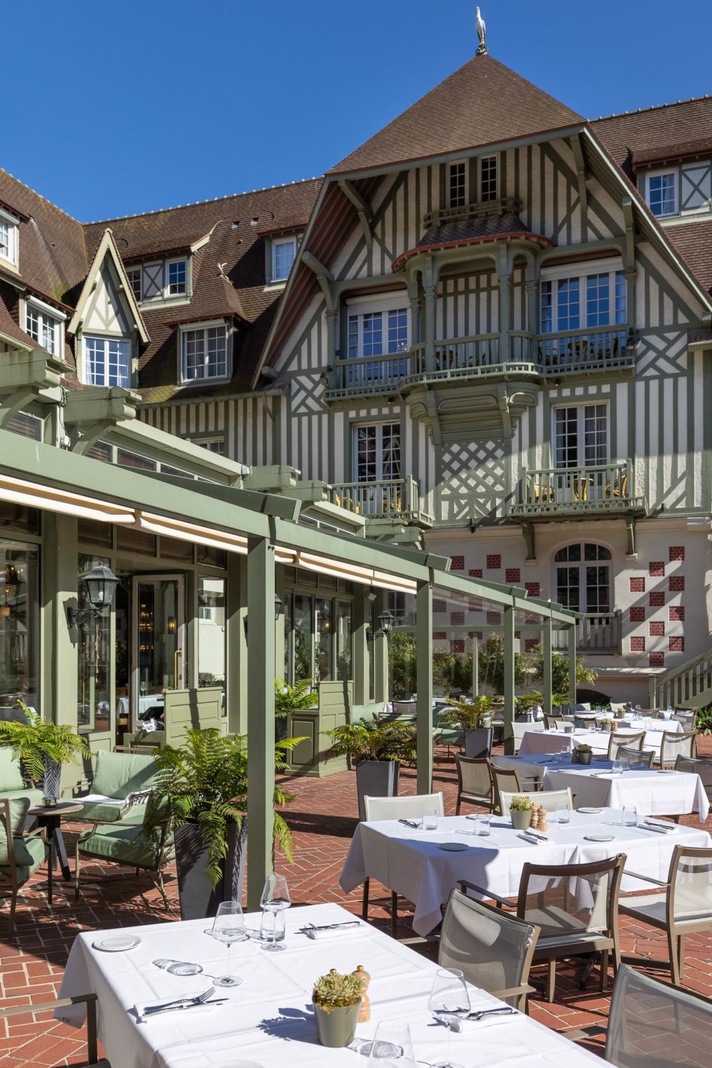 Hôtel Barrière Le Normandy Venue photo