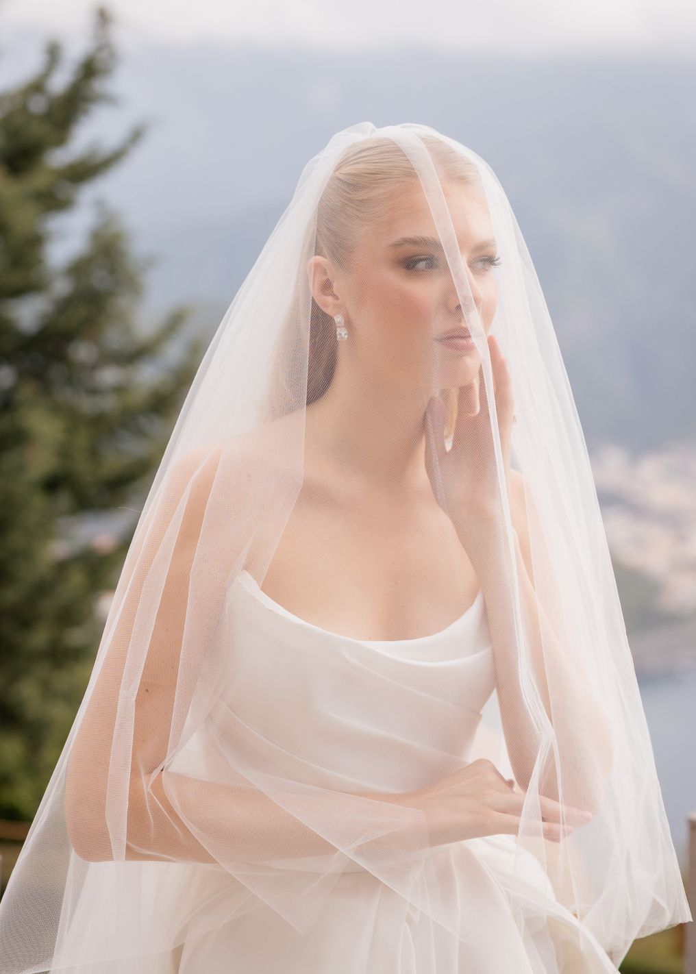 Pearl Wedding Photographer photo