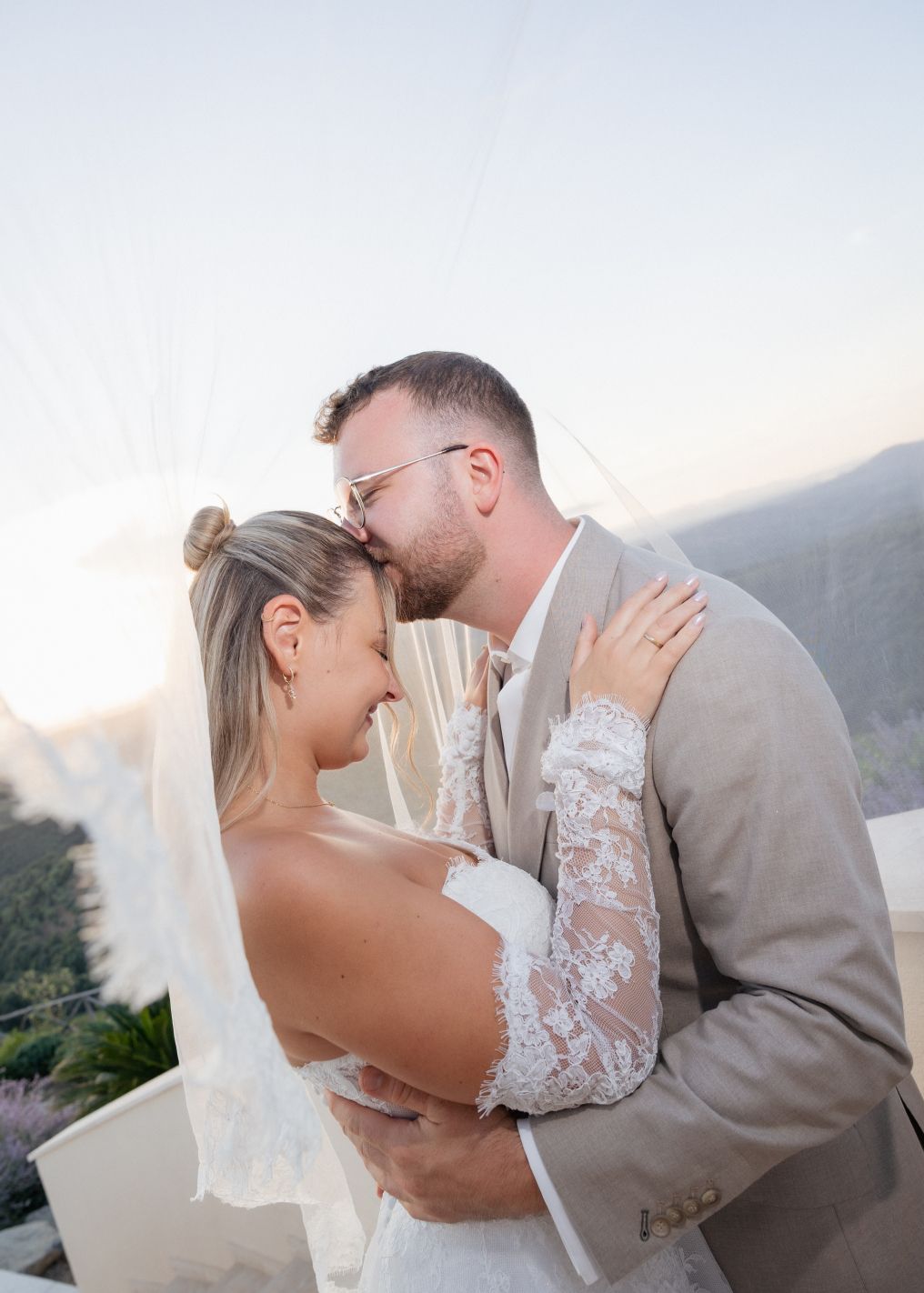 Pearl Wedding Photographer photo
