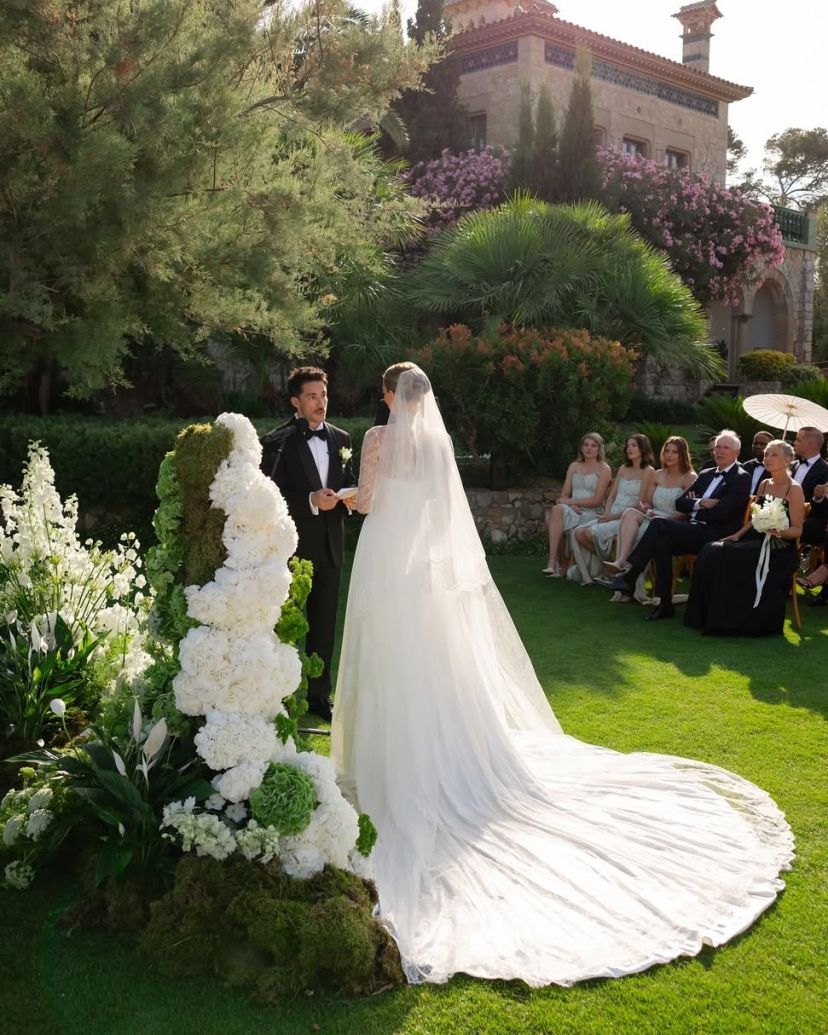 The BTS Bride Content Creator