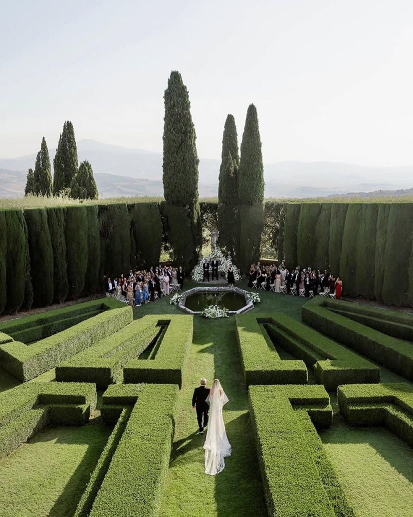 Content For Brides Content Creator